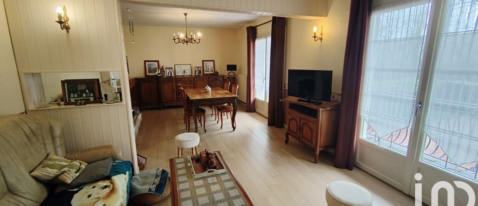 House 5 rooms of 117 m² in Le Poiré-sur-Vie (85170)