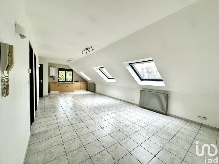 Apartment 3 rooms of 43 m² in Les Ayvelles (08000)
