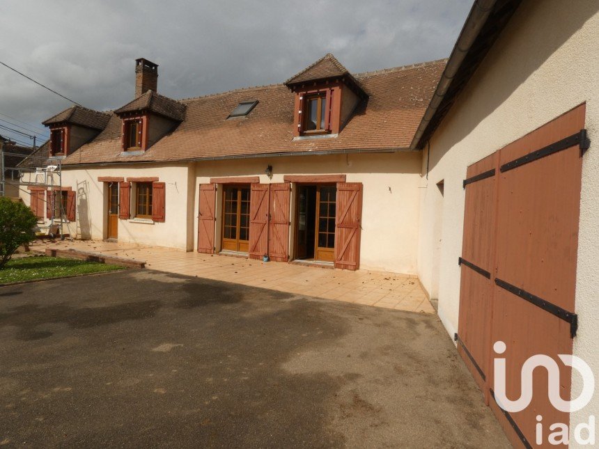 House 5 rooms of 215 m² in Beaumont (89250)