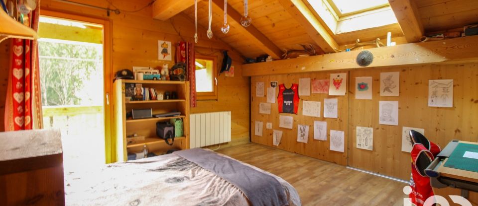 Cottage 8 rooms of 230 m² in Saint-Jean-de-Sixt (74450)