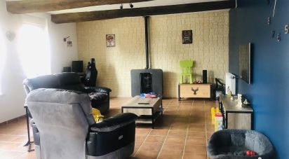 House 7 rooms of 200 m² in Englefontaine (59530)