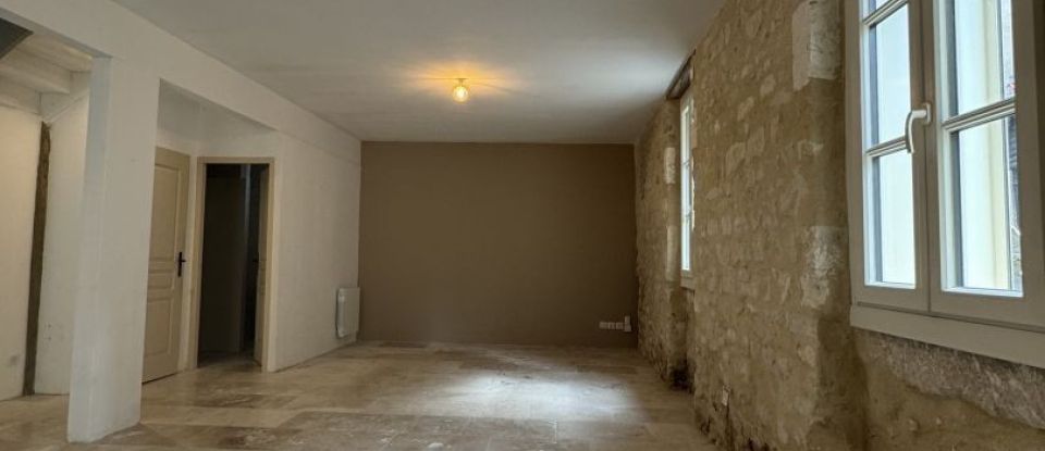 House 7 rooms of 151 m² in Bourges (18000)