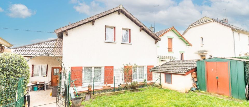 House 7 rooms of 150 m² in Savigny-sur-Orge (91600)