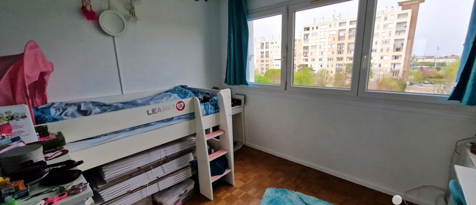 Apartment 4 rooms of 79 m² in Saint-Gratien (95210)