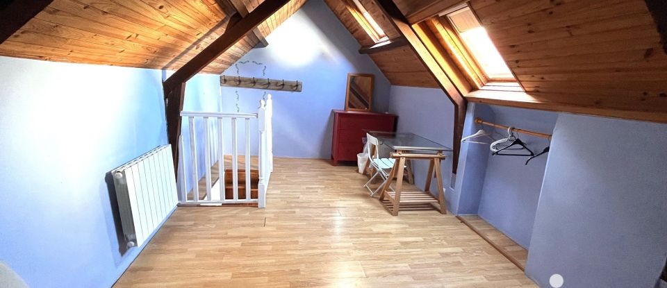 House 6 rooms of 171 m² in Groix (56590)