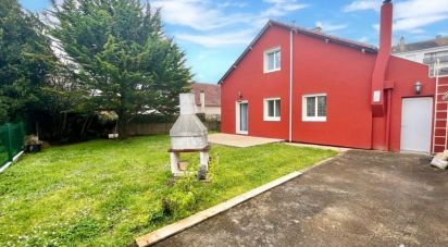 House 5 rooms of 105 m² in Saint-Nazaire (44600)
