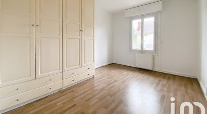 Apartment 4 rooms of 92 m² in Enghien-les-Bains (95880)