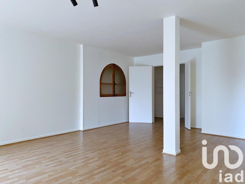 Appartement 4 pièces de 92 m² à Enghien-les-Bains (95880)