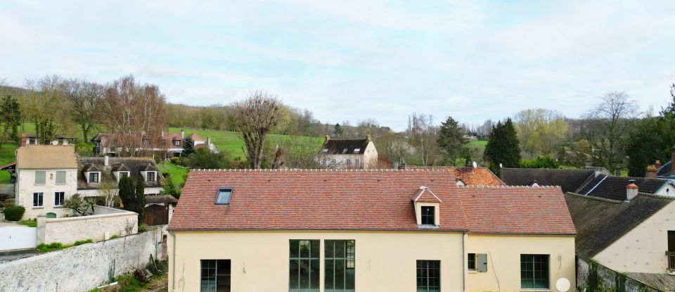 House 6 rooms of 237 m² in Haravilliers (95640)