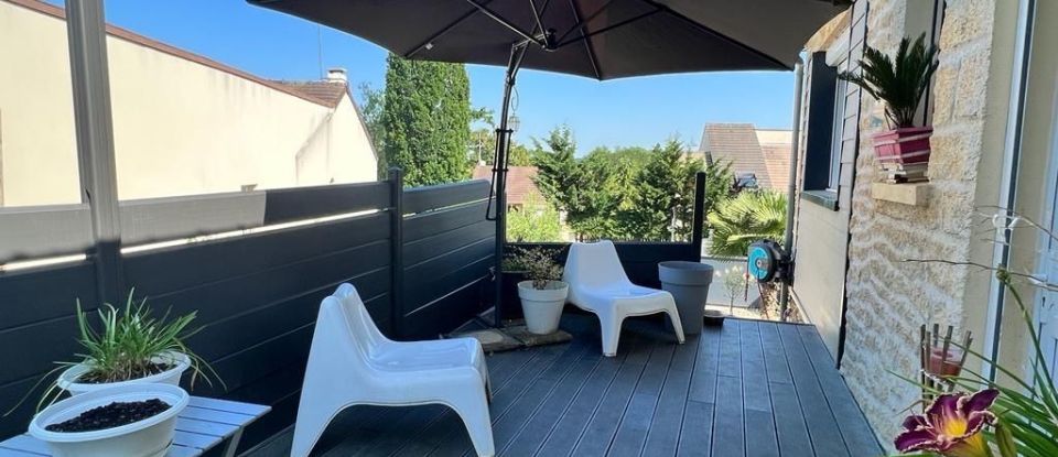 House 5 rooms of 98 m² in Varennes-Jarcy (91480)