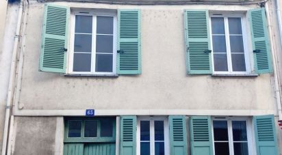 Maison 6 pièces de 74 m² à Nogent-le-Rotrou (28400)