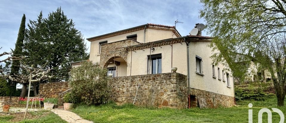 House 6 rooms of 156 m² in Vinezac (07110)