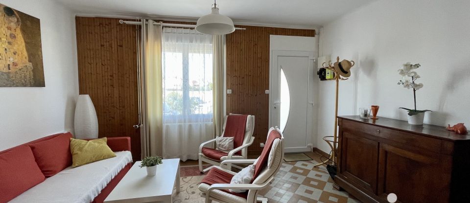 House 10 rooms of 216 m² in Saint-Gilles-Croix-de-Vie (85800)