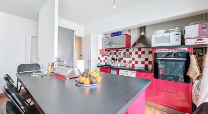 Appartement 3 pièces de 65 m² à Corbeil-Essonnes (91100)