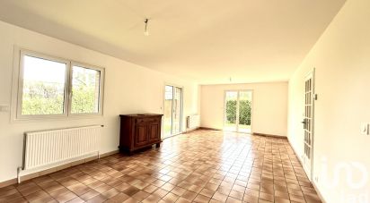 Pavilion 5 rooms of 114 m² in Phalempin (59133)