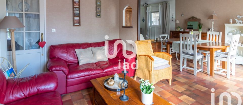 House 6 rooms of 93 m² in Magnanville (78200)