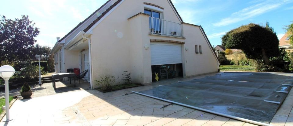 House 7 rooms of 202 m² in Lésigny (77150)