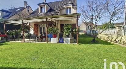 Traditional house 5 rooms of 95 m² in Villepinte (93420)