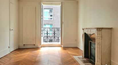 Appartement 3 pièces de 64 m² à Paris (75014)