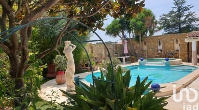 House 5 rooms of 227 m² in Sanary-sur-Mer (83110)