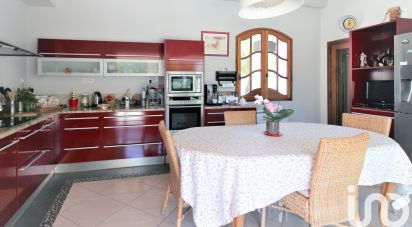 Maison 5 pièces de 227 m² à Sanary-sur-Mer (83110)