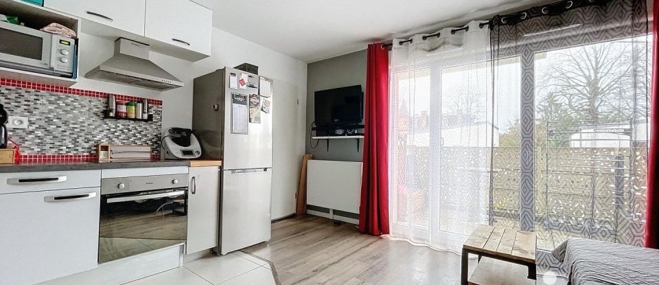 Appartement 2 pièces de 40 m² à Bruyères-le-Châtel (91680)