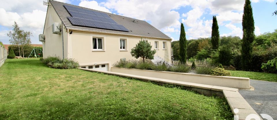 Traditional house 8 rooms of 270 m² in Montacher-Villegardin (89150)