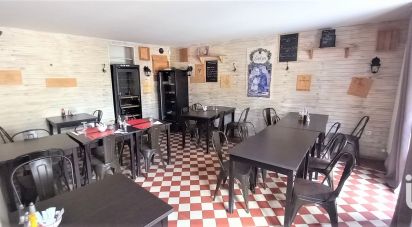 Brasserie-type bar of 80 m² in Richebourg (78550)