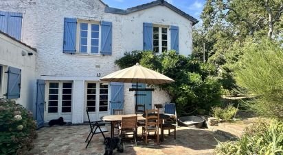 House 10 rooms of 230 m² in Gambais (78950)