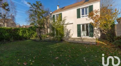 Traditional house 6 rooms of 115 m² in Châteaufort (78117)