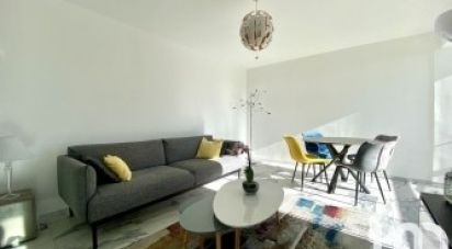 Apartment 3 rooms of 61 m² in Carqueiranne (83320)