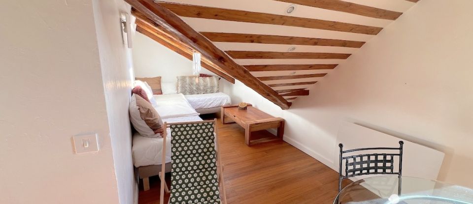 Apartment 3 rooms of 54 m² in Saint-Martin-Vésubie (06450)