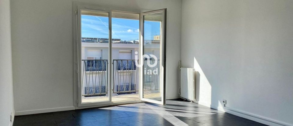 Apartment 3 rooms of 58 m² in La Garde (83130)