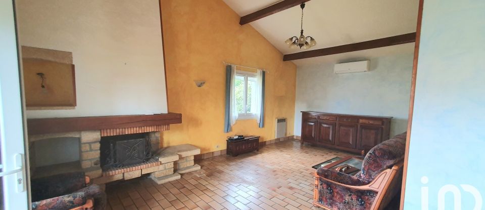Traditional house 4 rooms of 92 m² in Biganos (33380)