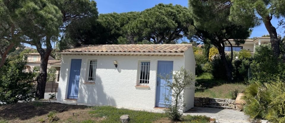 House 6 rooms of 165 m² in Sainte-Maxime (83120)