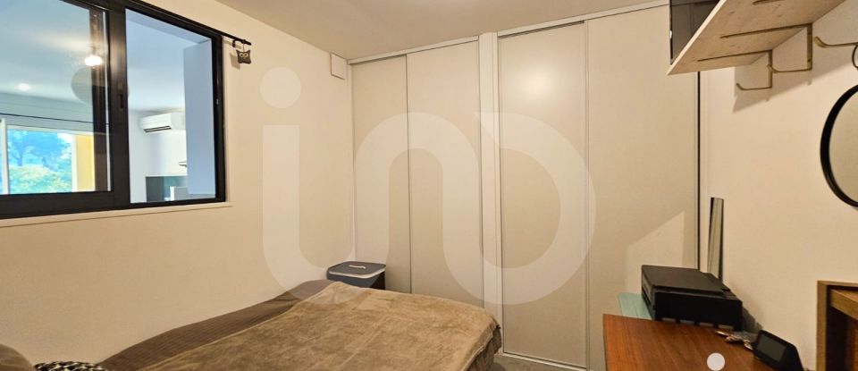 Apartment 2 rooms of 32 m² in Saint-Raphaël (83700)