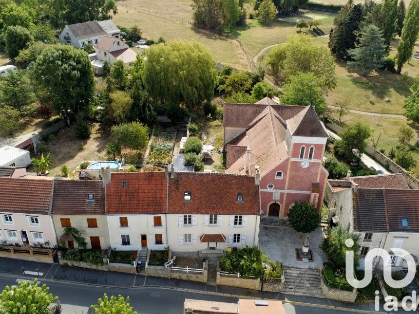 Maison de campagne 7 pièces de 176 m² à Saint-Fiacre (77470)