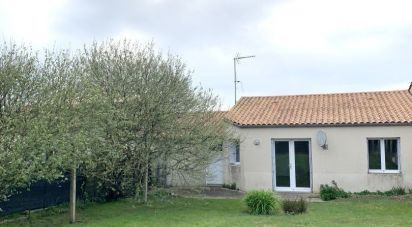 House 4 rooms of 71 m² in Apremont (85220)