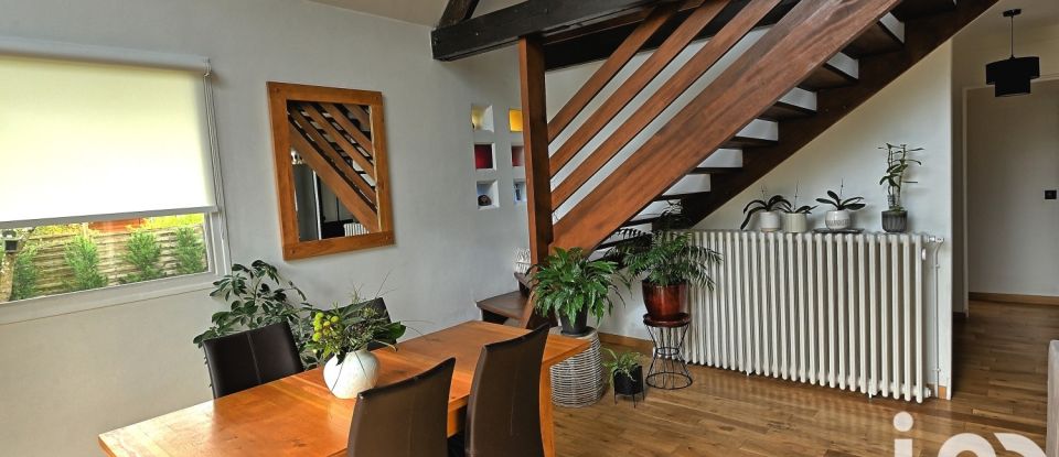 Maison traditionnelle 6 pièces de 118 m² à La Norville (91290)