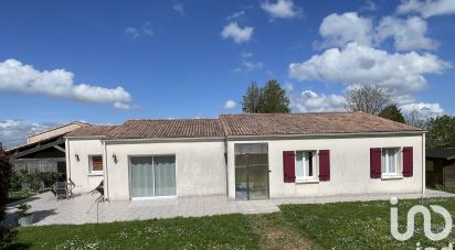 House 5 rooms of 137 m² in La Rochénard (79270)