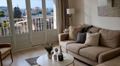 Apartment 2 rooms of 44 m² in Antibes (06160)