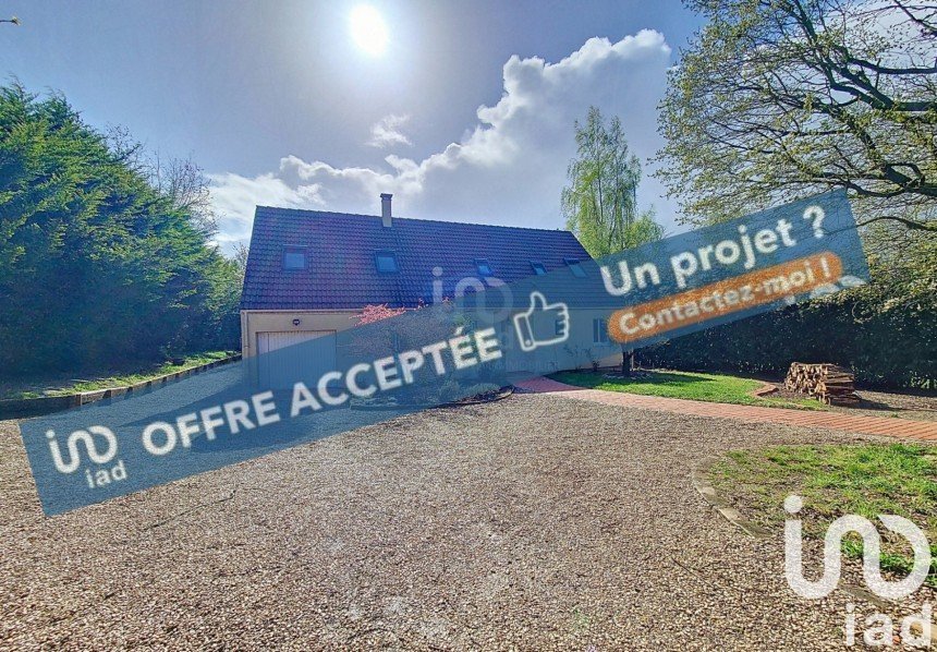 Traditional house 8 rooms of 180 m² in Villiers-Saint-Frédéric (78640)