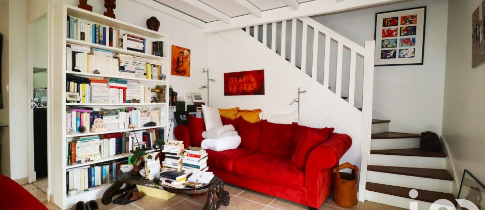 Maison traditionnelle 6 pièces de 163 m² à Mouguerre (64990)