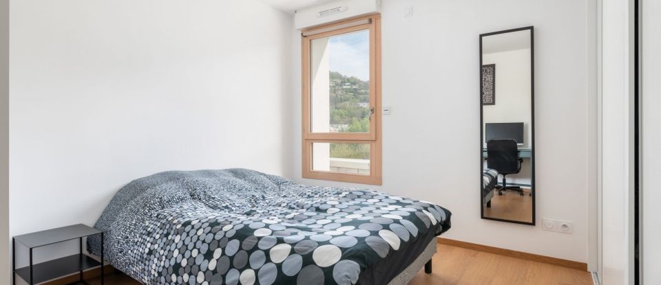 Appartement 3 pièces de 61 m² à Grenoble (38000)