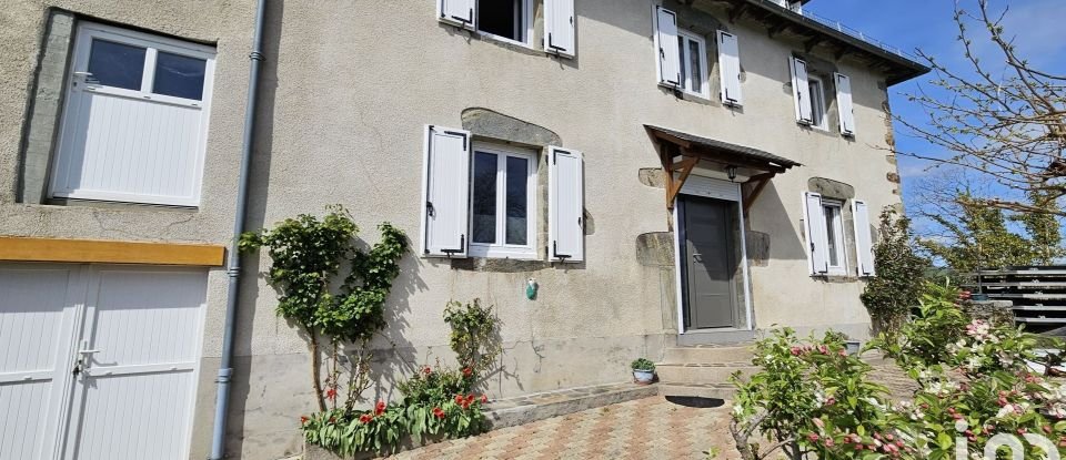 House 5 rooms of 124 m² in Le Fel (12140)