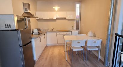 Apartment 2 rooms of 55 m² in Bordeaux (33000)