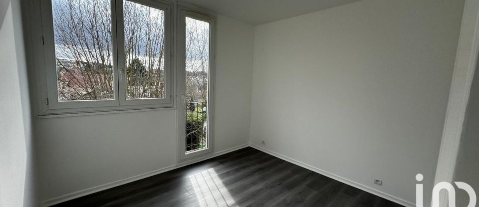 Appartement 4 pièces de 64 m² à Noisy-le-Grand (93160)