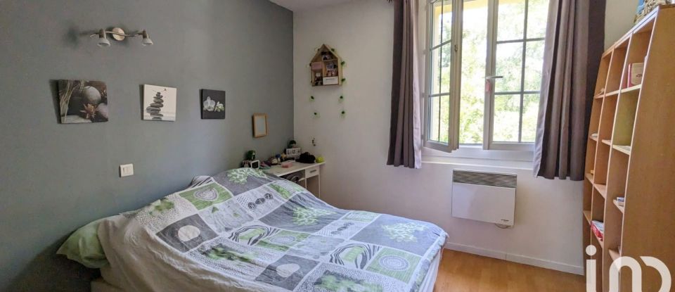 Maison traditionnelle 7 pièces de 180 m² à Horgues (65310)