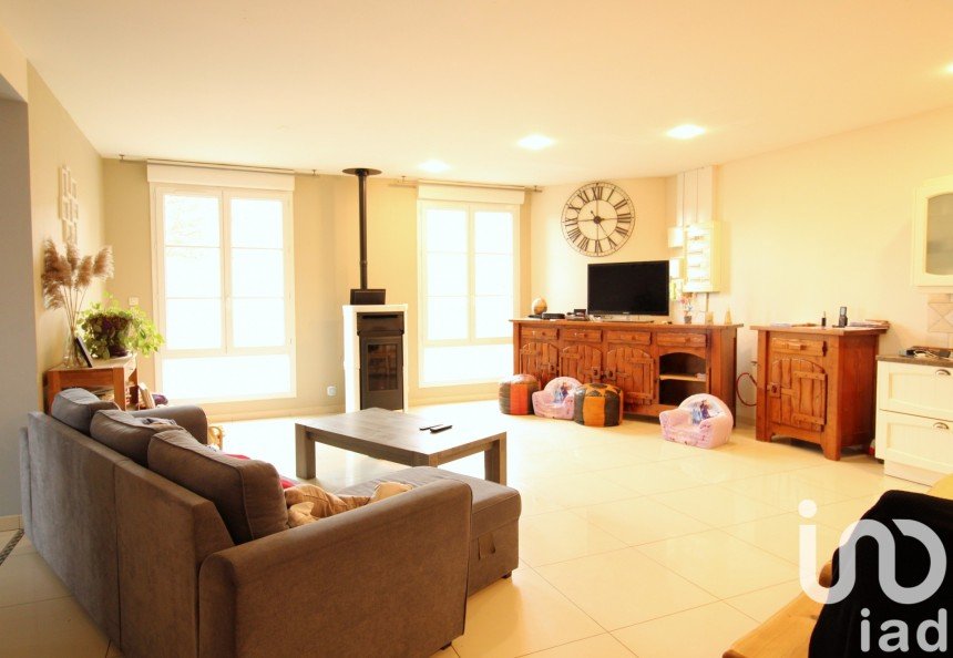 Traditional house 5 rooms of 107 m² in Tracy-le-Mont (60170)