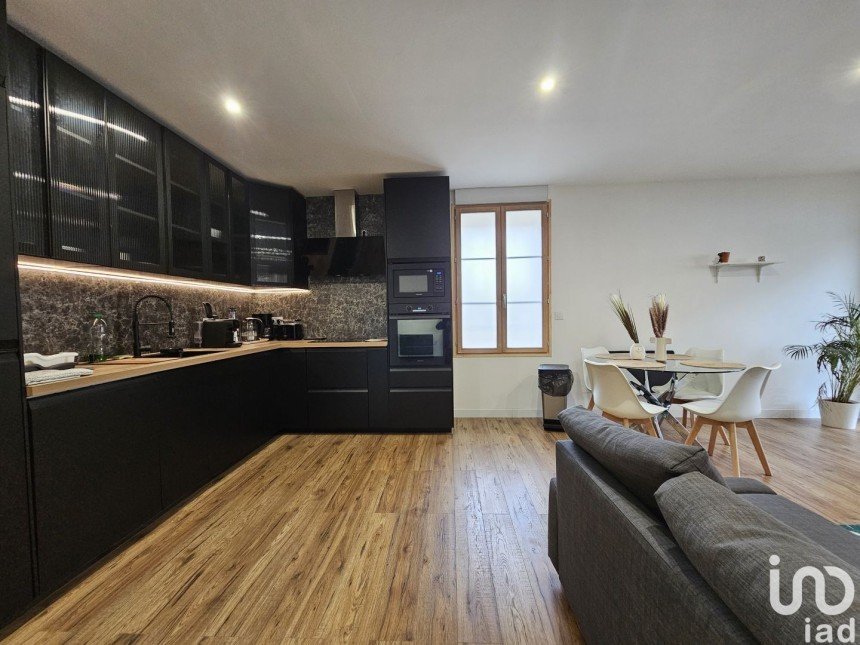 Vente Appartement 77m² 2 Pièces à Montereau-Fault-Yonne (77130) - Iad France